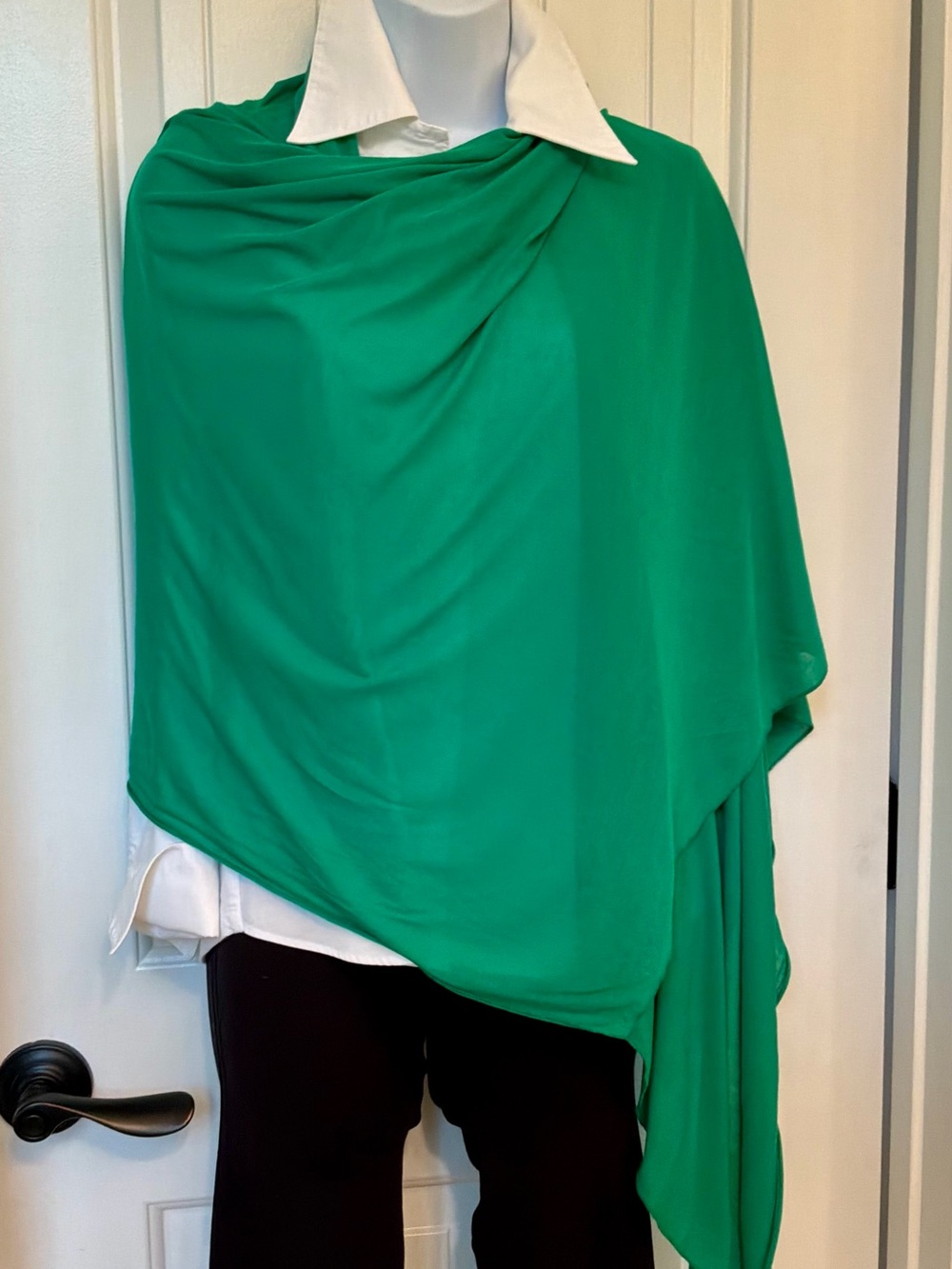 Kelly Green lightweight knit bias-cut women’s wrap